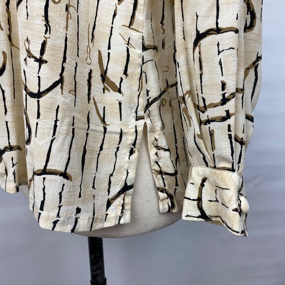 Tess Womans Silk Blouse Medium Button Front Long Sleeves Soft Art Print Career - Picture 7 of 12